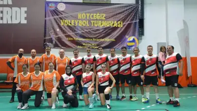 Köyceğiz Voleybol Turnuvası'nda Kritik Galibiyetler: Kaymakamlık Set Vererek Kazandı