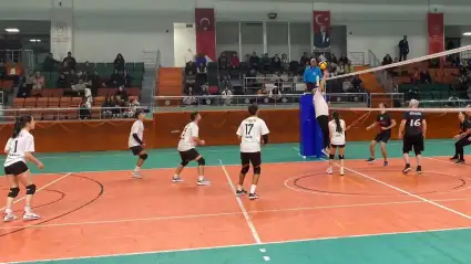 Köyceğiz Voleybol Turnuvası'nda Dokuzuncu Gün: Güçlü Ekipler Zirveyi Keşfediyor