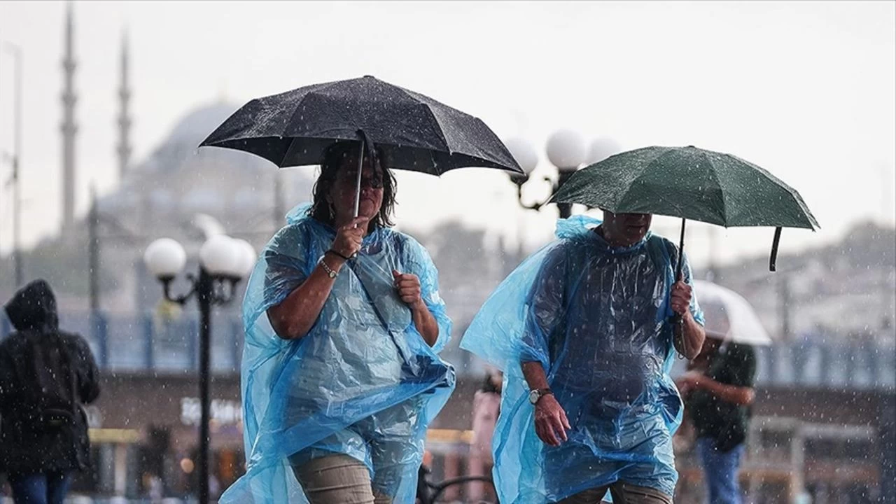 Meteoroloji'den 5 İl İçin Sağanak Uyarısı: Ankara, Eskişehir, Kütahya, Bolu ve Karabük Dikkat